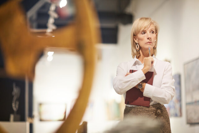 The New Sourcing Playbook: How Interior Designers Are Procuring in 2025